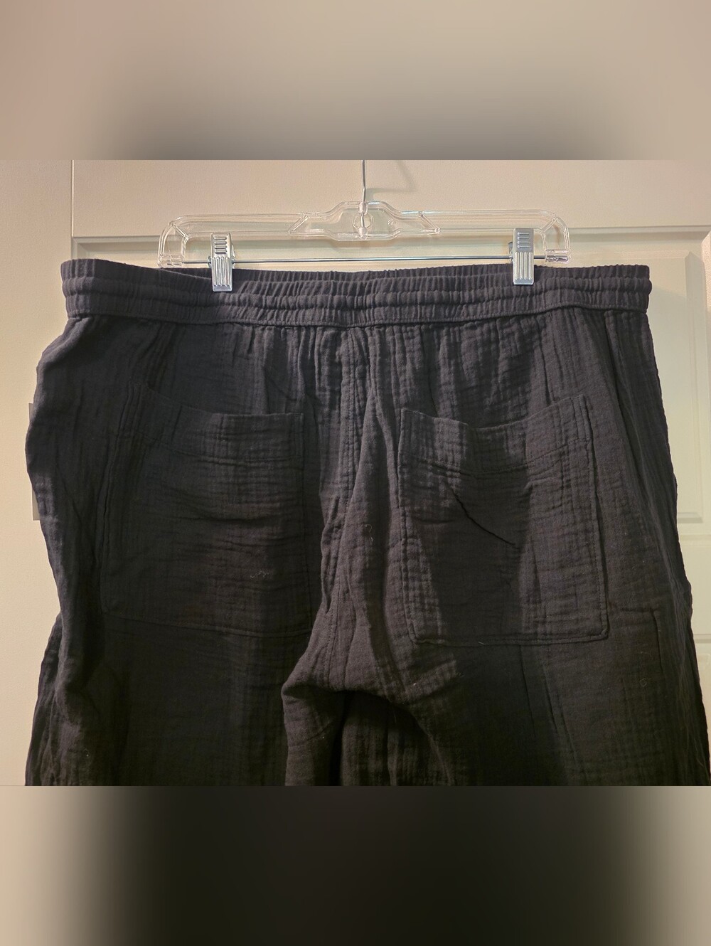 Women's High-Rise Gauze Wide Leg Pull-On Pants - Universal Thread™ Black 1X - Picture 6 of 7